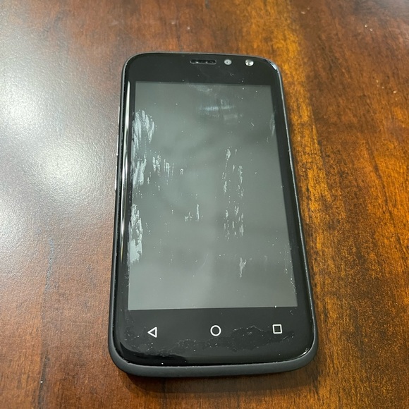 Maxwex cell phone Smartphone phone with charger
